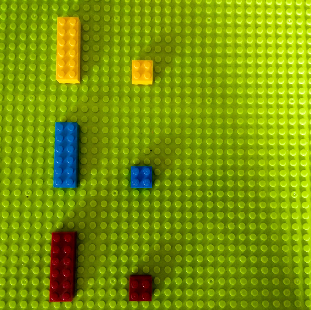 kreatywna zabawa klockami analogie lego