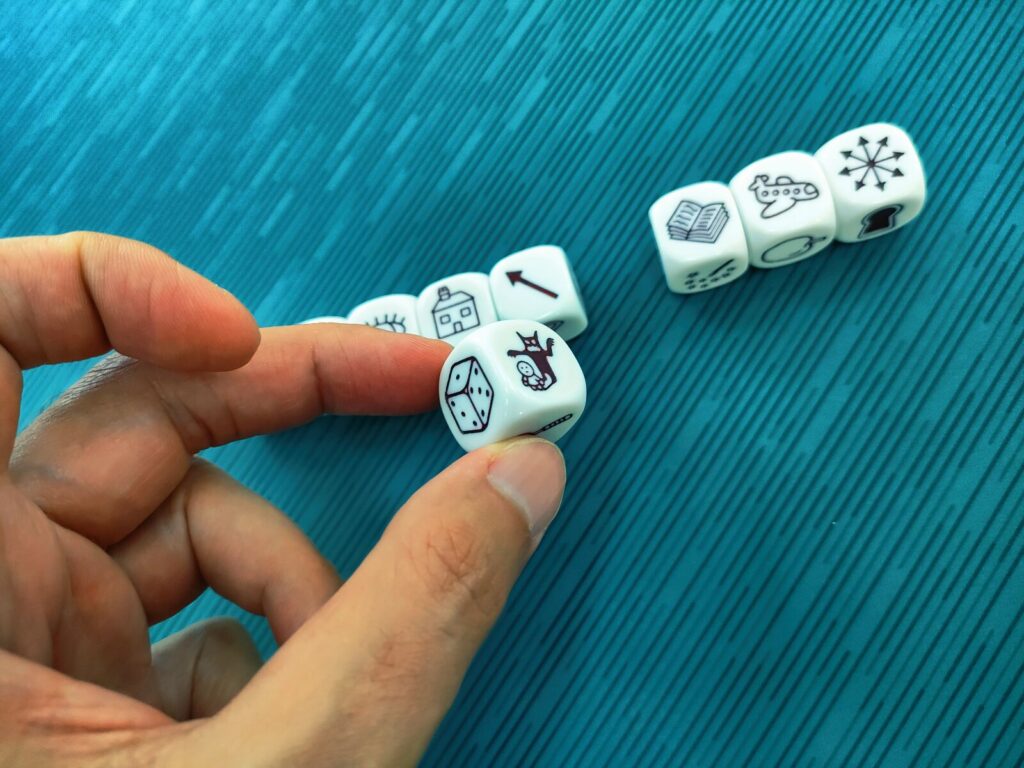 story cubes (10)