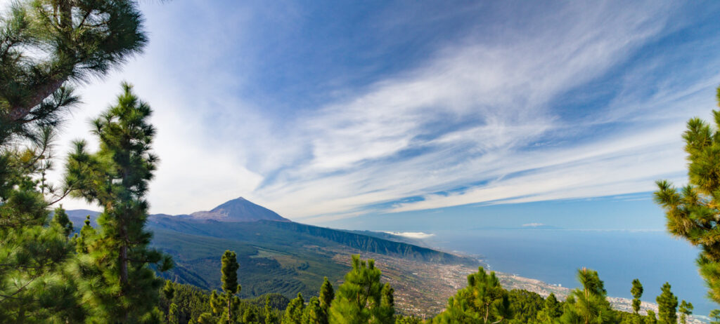 Panorama,Of,El,Teide,Volcano,And,Orotava,Valley,From,Mirador