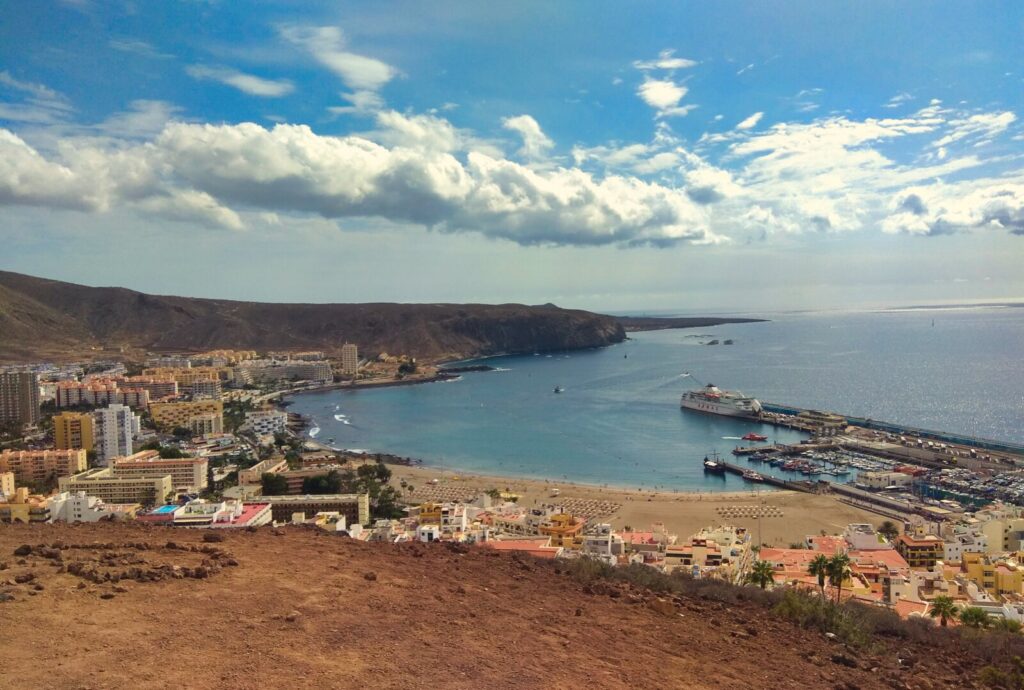 plaże na Teneryfie Playa de Los Cristianos