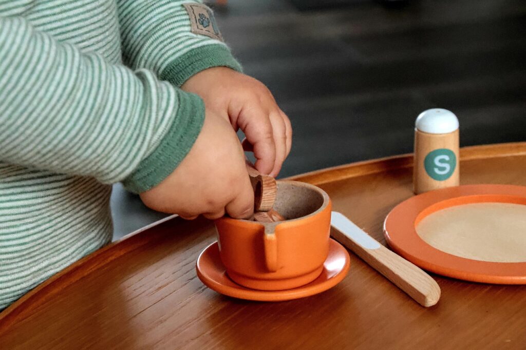 kiedy dziecko może jeść łyżką