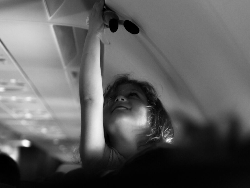 podróżowanie z dziećmi samolotem porady