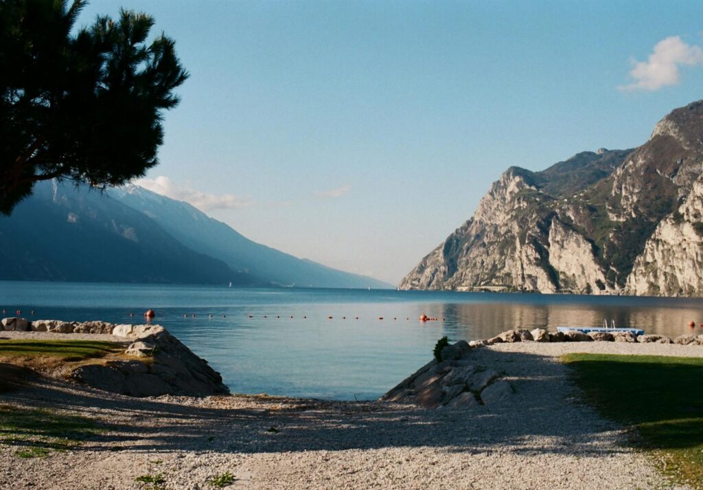 atrakcje jezioro garda