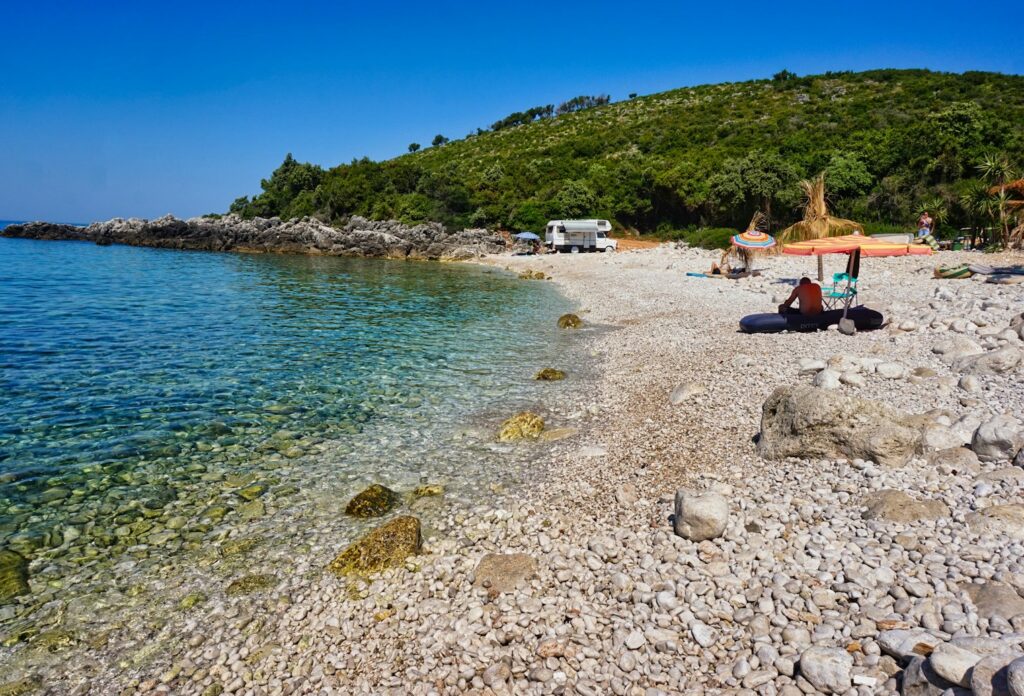 Vlota Albania